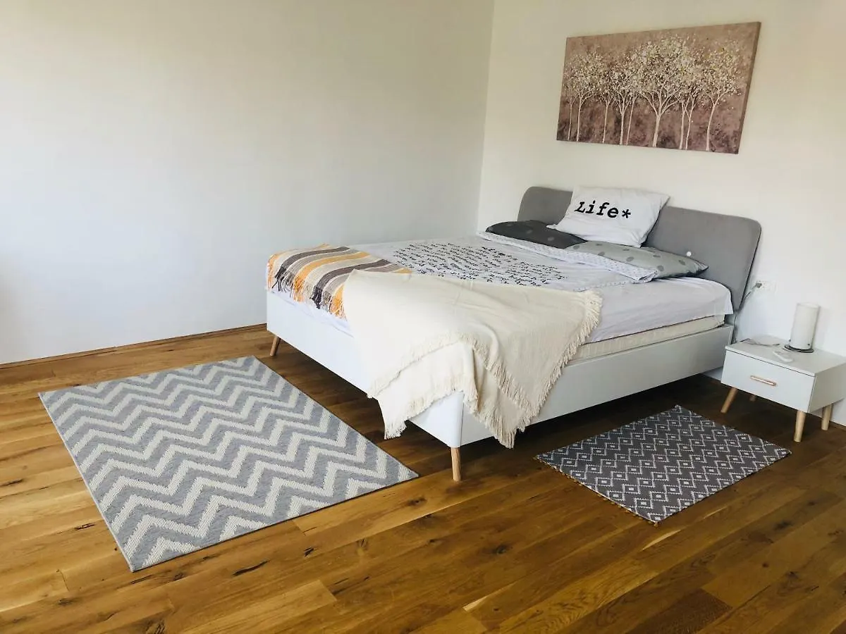 Kolovare Beachfront Apartment Zára Horvátország